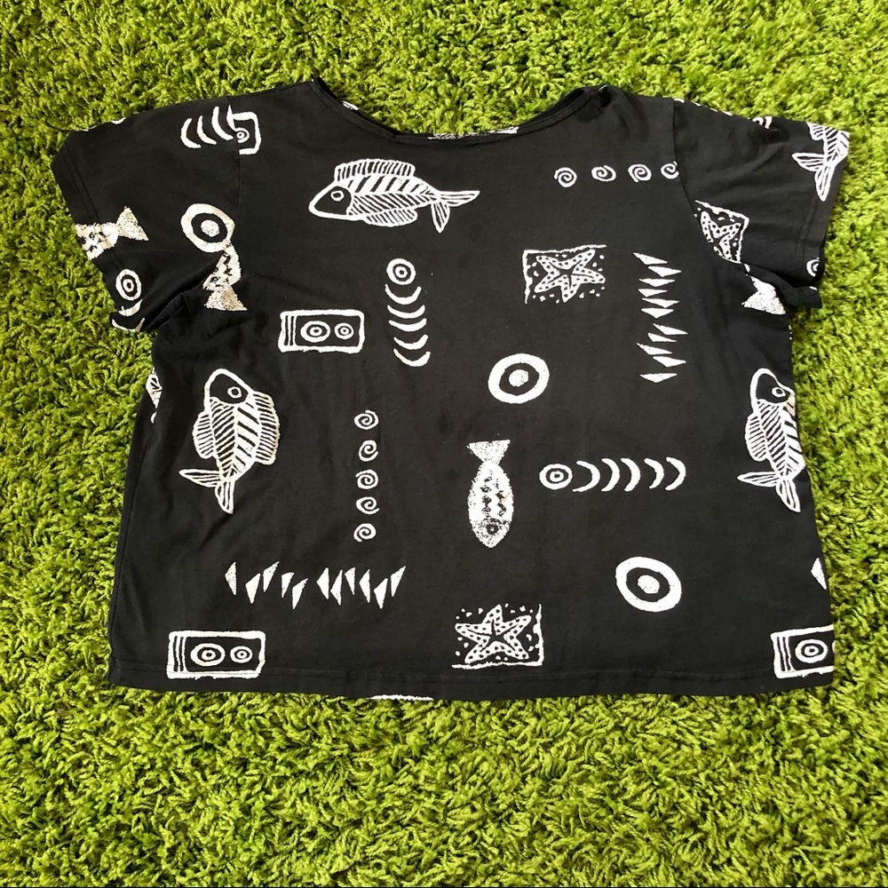 VINTAGE Artsy Fish Shirt